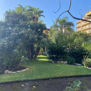 Casa Delle Rose Casa vacanze Aeroporto di Catania Fontana Rossa