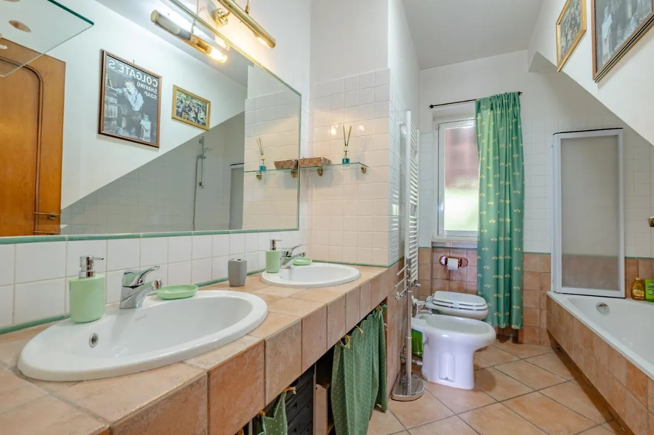 Casa Con Balcone Vista Campagna Free Netflix Apartment Rome Italy